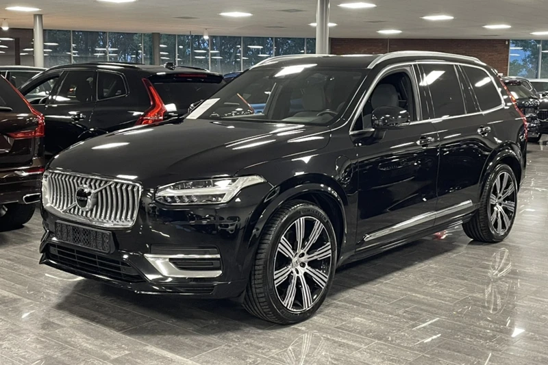 Volvo XC90 T8 AWD Recharge Inscription | Luchtvering | Trekhaak | Tailored Wool Blend interieur! | Harman Kardon | Stoelverwarming | Stuurw