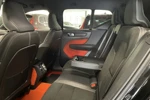 Volvo XC40 T3 Aut. R-Design | Stoelverwarming | Standkachel met Volvo On Call App | Parkeercamera | BLIS Dode Hoek Detectie | Leder Alcanta