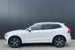 Volvo XC60 T5 R-Design | Trekhaak | Adaptive LED | Adaptive Cruise | BLIS | Navigatie | CarPlay/Android Auto