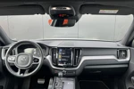 Volvo XC60 T5 R-Design | Trekhaak | Adaptive LED | Adaptive Cruise | BLIS | Navigatie | CarPlay/Android Auto