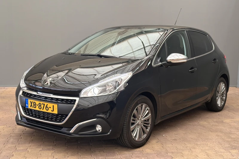 Peugeot 208 1.2 82PK Allure | Camera | Clima | Apple/Android Carplay | Parkeersensoren Achter |