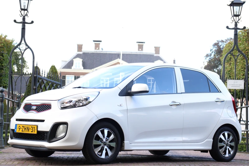 Kia Picanto 1.0 CVVT X-TREME | LEDER | NL-AUTO! | LM VELGEN | BLUETOOTH | VOLLEDIG ONDERHOUDEN!