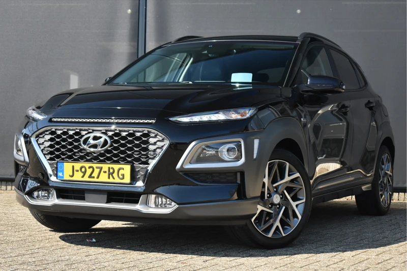 Hyundai KONA 1.6 GDI HEV Premium Sky 140pk Automaat | Schuif-/Kanteldak | Leder | HeadUp-Display | Stuur/Stoelverwarming | Climate Control |