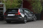 Volvo V60 2.0 B3 Automaat Essential Edition | Camera | Adaptive Cruise | Dodehoeksensoren | Stuur/stoelverwarming | 18" Velgen