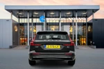 Volvo V60 B4 Plus Dark | Trekhaak | Elektrische stoelen | Adaptieve cruise | BLIS | Stoel- stuur- achterbankverwarming