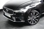 Volvo XC60 Recharge T6 AWD Plus Bright | Lightning Pack | 360o Camera | Parkeerverwarming | 21" wielen |