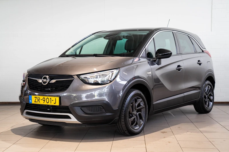 Opel Crossland X 1.2 Turbo 120 Jaar Edition | Trekhaak | Stoel en Stuurverwarming | Verwarmd voorraam |Apple Carplay & Android Auto | Lichtmetale