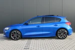 Ford Focus 1.0 EcoBoost ST Line | Panoramadak | B&O | AGR Stoelen | LED | 18 Inch | Keyless | Winterpack