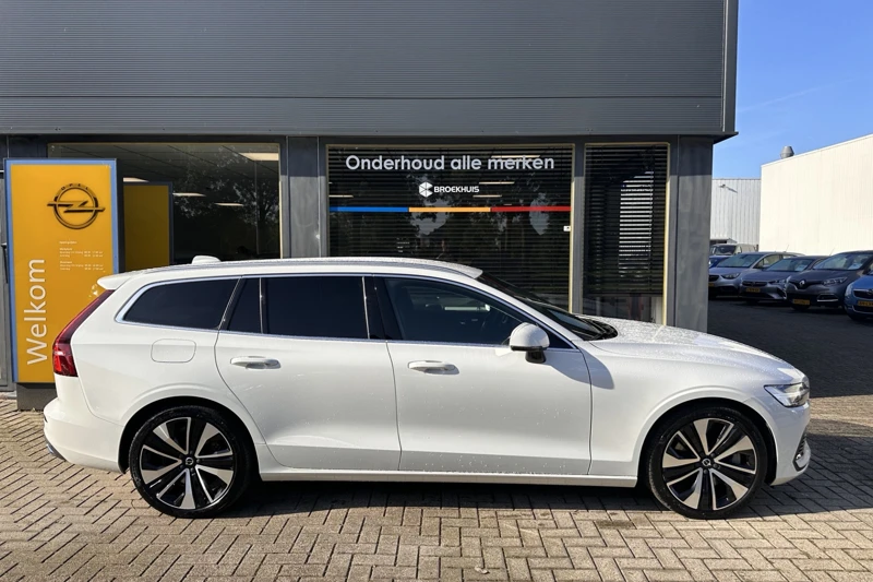 Volvo V60 2.0 T6 Recharge AWD (253 pk)