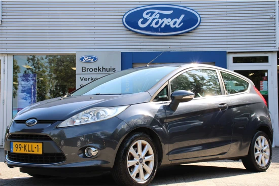 Ford Fiesta 1.25 82PK GHIO | UNIEK: 1e EIGENAAR! | NL-AUTO! | DEALER OH! | LMV | VOORRUITVERWARMING | AIRCO | PRACHTIGE STAAT!