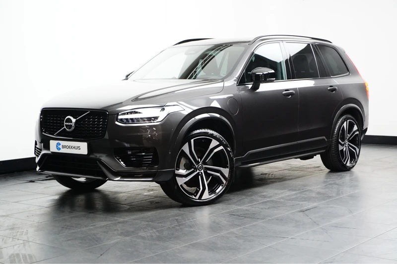 Volvo XC90 T8 Recharge AWD Ultimate Dark | Luchtvering | Bowers & Wilkins | 360° Camera | Panoramadak | Head-up display | 22-Inch | BOMVOL!