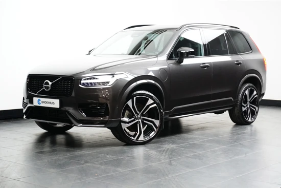 Volvo XC90 T8 Recharge AWD Ultimate Dark | Luchtvering | Bowers & Wilkins | 360° Camera | Panoramadak | Head-up display | 22-Inch | BOMVOL!