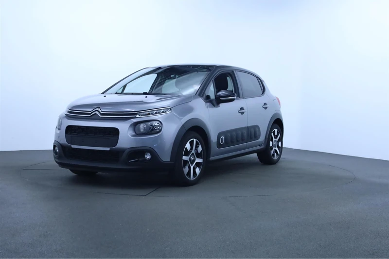 Citroën C3 1.2 110PK S&S Shine Automaat | Panorama dak | Stoelverwarming | Clima | Cruise | Apple/Android Carplay |