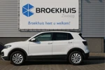 Volkswagen T-Cross 1.0 TSI 95 pk Life | 4 seizoenenbanden| Multimedia Pakket| Pdc V+A| Licht en Zicht|