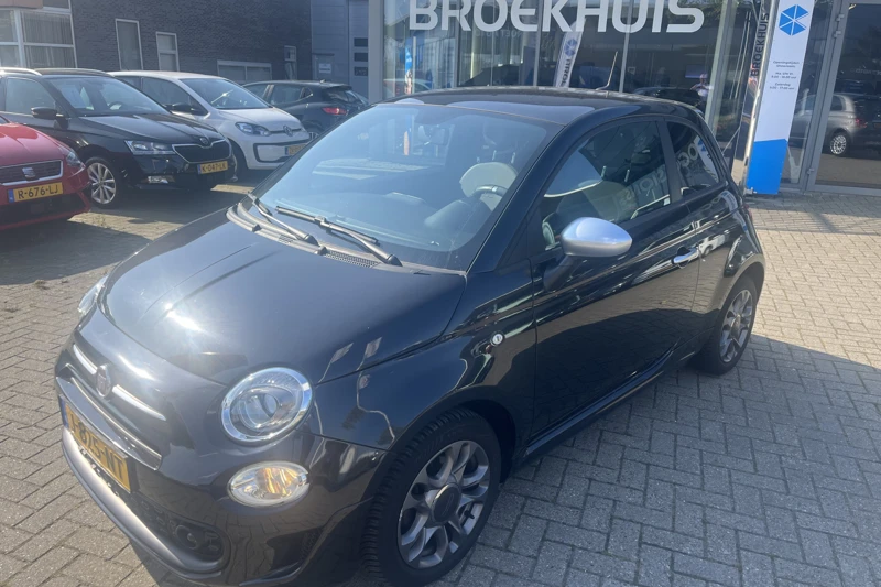 Fiat 500 1.0 Hybrid Rockstar