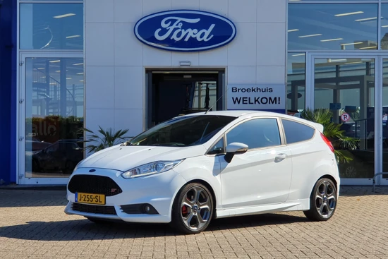 Ford Fiesta 1.6 ST2 183PK 6 Versn. Recaro | 17"LMV | Clima | Camera