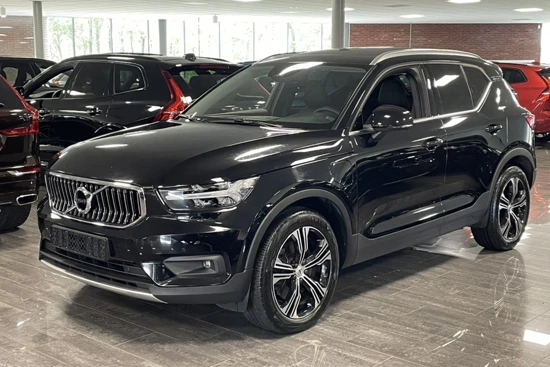 Volvo XC40 T5 Recharge Inscription | Trekhaak | Schuifdak | Bestuurdersstoel elektrisch geheugen | Harman Kardon | Adaptieve Cruise Control