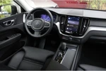 Volvo XC60 B5 Mild Hybrid Momentum | Adaptive Cruise | Camera | Draadloze telefoonlader | Stuur- en stoelverwarming | Keyless