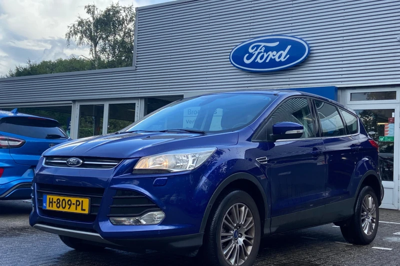 Ford Kuga 1.6 Titanium Plus 4WD AUTOMAAT | DEALER OH! | WINTERPACK | LEDER | CRUISE | PARK SENS V+A | BLIS | AUT. INPARKEREN | PRACHTIGE S