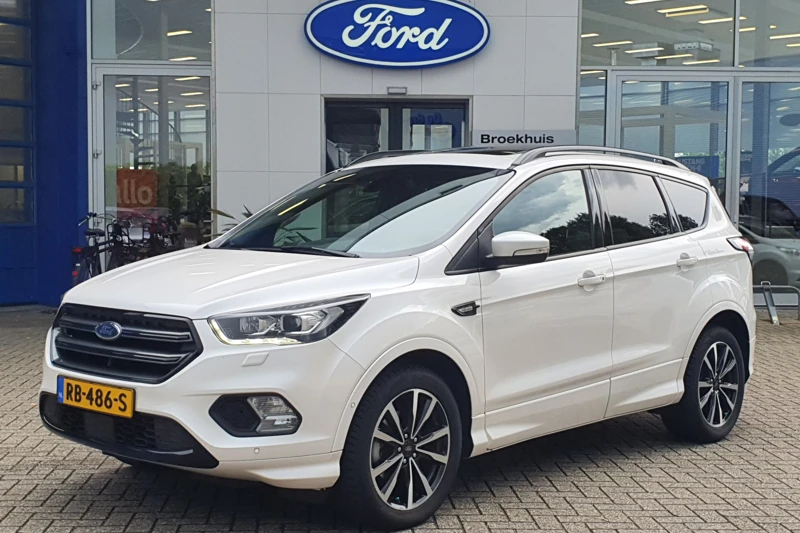 Ford Kuga 1.5 150PK ST Line Panoramadak | Xenon | Navigatie | Elek. Trekhaak