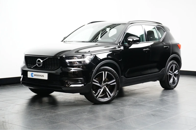 Volvo XC40 T5 262pk RECHARGE R-Design | PDC + Camera | Stoel + Stuurverw. | Standkachel | Leder / Alcantara |