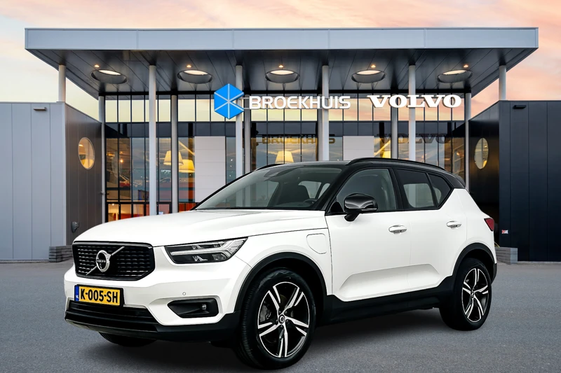 Volvo XC40 T4 Recharge R-design Panoramadak | Adaptieve cruise | BLIS | Keyless | Harman Kardon | Privacy-glass | 360-Camera