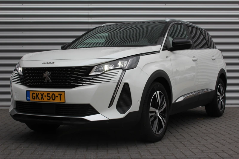 Peugeot 5008 1.6 PURETECH 180PK 7-ZITS GT PACK AUTOMAAT / NAVI / CLIMA / PDC / 18" LMV / CAMERA / KEYLESS / FULL-LED / ALCANTARA / ADAPT. CRU