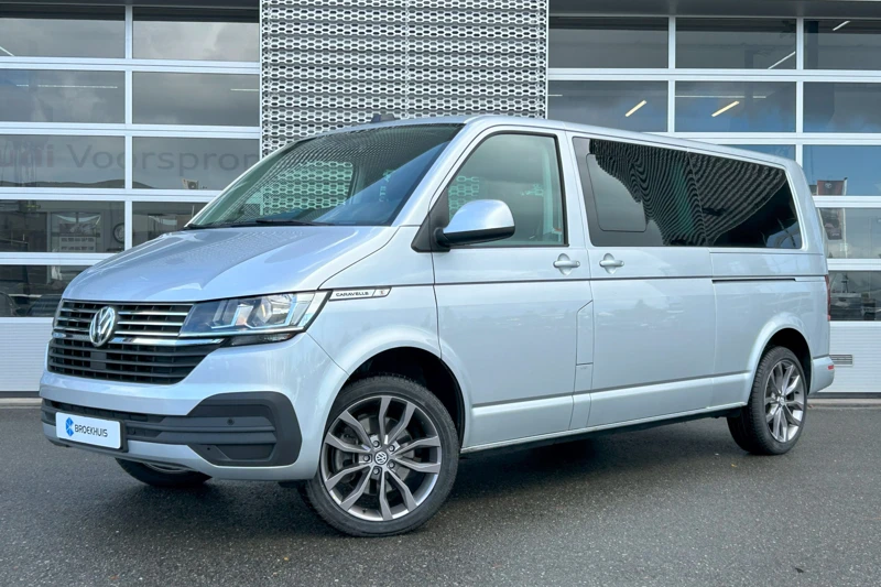 Volkswagen Transporter | Caravelle | 204 DSG | Climatronic | Dubbelle Schuifdeur | Stoelverwarming | Adaptive Cruise