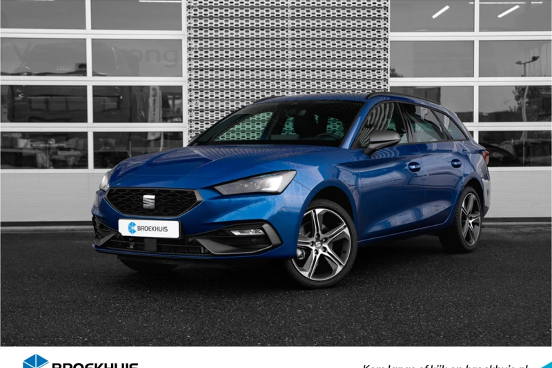 SEAT Leon Sportstourer FR PHEV First Edition | Achteruitrijcamera | Automatisch dimmende binnenspiegel | Dakhemel uitgevoerd in zwart
