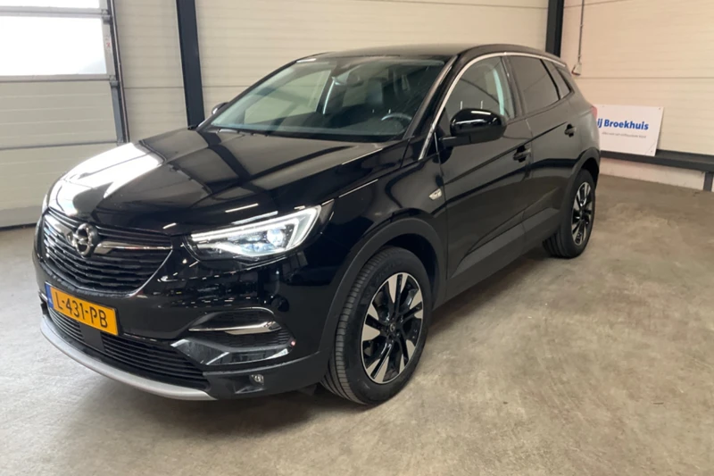 Opel Grandland X 1.2 TURBO 130PK ELEGANCE / NAVI / LED / CLIMA / PDC / CAMERA / 18"LMV / AGR / BLUETOOTH / CRUISECONTROL /