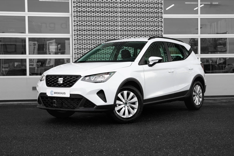 SEAT Arona Style 420 euro per maand private lease | Airconditioning automatisch met 2-zone-temperatuurregeling | Automatisch dimmende binnenspiegel | Cruise Control