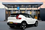 Volvo XC40 Single Motor Extended Range Ultimate | Kunstleder | 360 Camera | Harman Kardon | Panoramadak | Elektrische stoelen | Warmtepomp