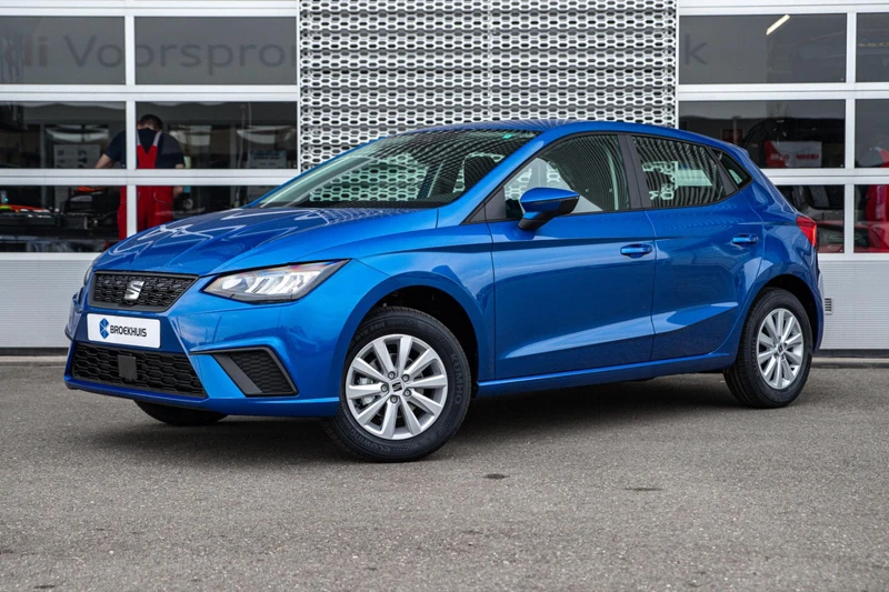 SEAT Ibiza !!! Private Lease nu voor slechts €349 p/m !!! Style | Automatisch dimmende binnenspiegel | Buitenspiegels elektrisch verstelbaar | Koplampverlichting LED