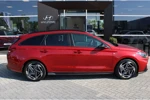 Hyundai i30 Wagon 1.5 T-GDi MHEV N Line | Afneembare trekhaak | N Line interieur | Handgeschakeld | Elektrisch bedienbare voorstoel | Cruise | Achteruitrijcamera | Airco (automatisch) | Apple Carplay/Android Auto