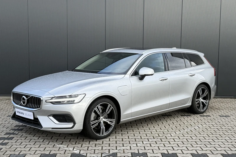 Volvo V60 T6 Recharge AWD Inscription | Achteruitrijcamera | Apple Carplay/Android Auto|telefoonintegratie premium | Audio installatie premium