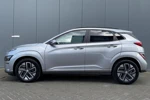 Hyundai KONA Electric 64 kWh 204pk Pure | LED | Camera | Climate | Carplay | Keyless | Navigatie | 17" Lichtmetaal | Parkeersensoren