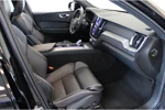 Volvo XC60 T6 350PK AWD Ultra Black Edition | Luchtvering | 360º view | HUD | HK Audio | Adapt LED