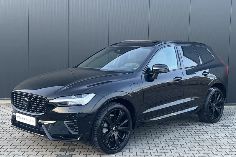 Volvo XC60 T6 Plug-in hybrid AWD Ultra Black Edition | 360 Camera | Harman/Kardon | Adaptive LED | Panoramadak | Elektrische Voorstoelen | 21 Inch | Adaptive Cruise | BLIS