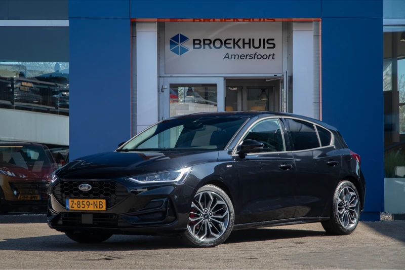 Ford Focus 1.0 EcoBoost Hybrid ST Line X|Camera | Apple Carplay/Android Auto | 18'' | Winterpakket | Full-LED | Achteruitrijcamera | Airco (automatisch) | Apple Carplay/Android Auto|telefoonintegratie premium