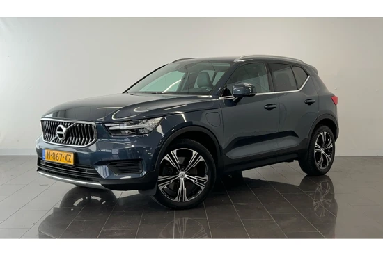 Volvo XC40 T4 Recharge Inscription | Achteruitrijcamera | Apple Carplay/Android Auto | Cruise control adaptief | Getint glas | Stuurwiel verwarmd |