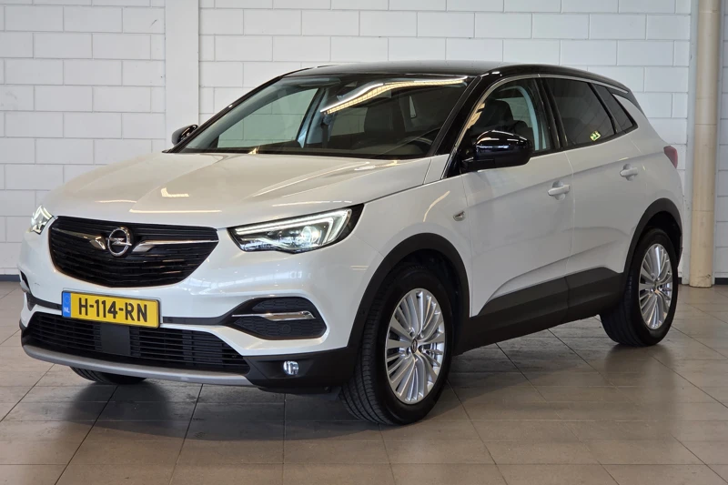 Opel Grandland X 1.2 Turbo Innovation | Achterbank verwarmd | Achteruitrijcamera | Apple Carplay/Android Auto|telefoonintegratie premium