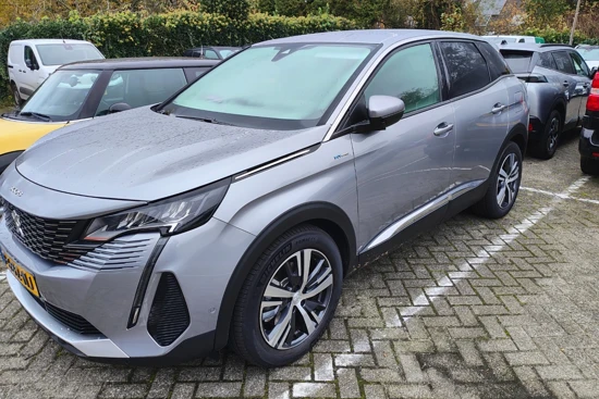 Peugeot 3008 1.6 HYbrid 225 Blue Lease Allure