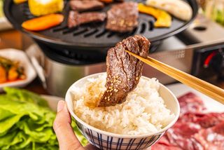 お取り寄せ牛肉おすすめ人気の16品 ! 肉質・肉汁の違いを堪能しようのサムネイル画像