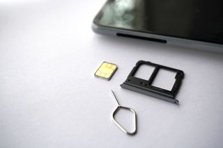 大容量格安simのおすすめ人気25品。MVNO・MNOの30GB/50GB/100GB/容量無制限の格安simをピックアップのサムネイル画像