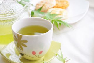 湯呑みのおすすめ人気ブランド20！癒しのお茶の時間をお気に入りの湯呑みで楽しむのサムネイル画像