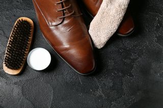 靴磨きセットのおすすめ25品（2025年）！初心者向け/上級者向け/プレゼントに最適な人気ブランドなどのアイテムをご紹介のサムネイル画像