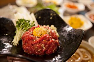 絶品ユッケのおすすめ人気16品！牛肉・馬肉・鶏肉のユッケをお取り寄せ通販♪のサムネイル画像