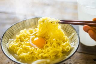 お取り寄せインスタントラーメンおすすめ16選!通販で楽しむ全国の人気店巡りのサムネイル画像