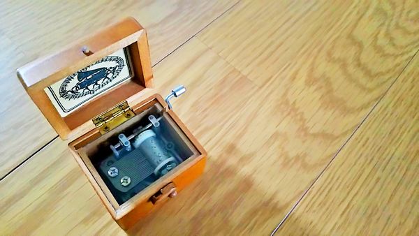 オルゴールおすすめ人気16品！おしゃれ/曲が選べる/プレゼント向けの通販商品をご紹介の画像