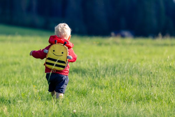 ベビーリュックおすすめ人気16品。男の子・女の子におすすめのおしゃれ/人気ブランドのアイテムをご紹介の画像